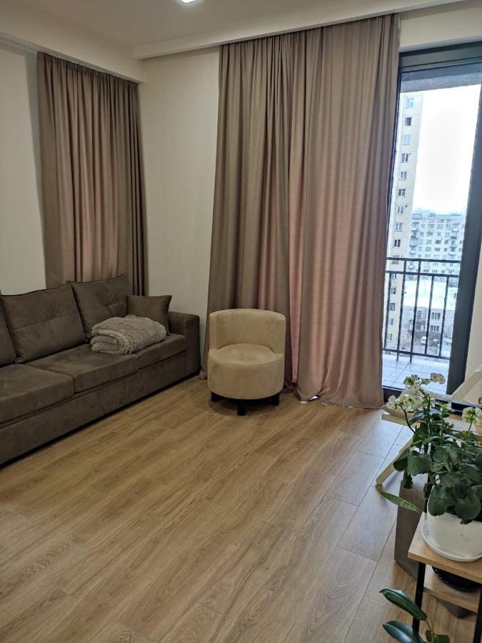 Lovely & Cozy In Isani Апартаменты *